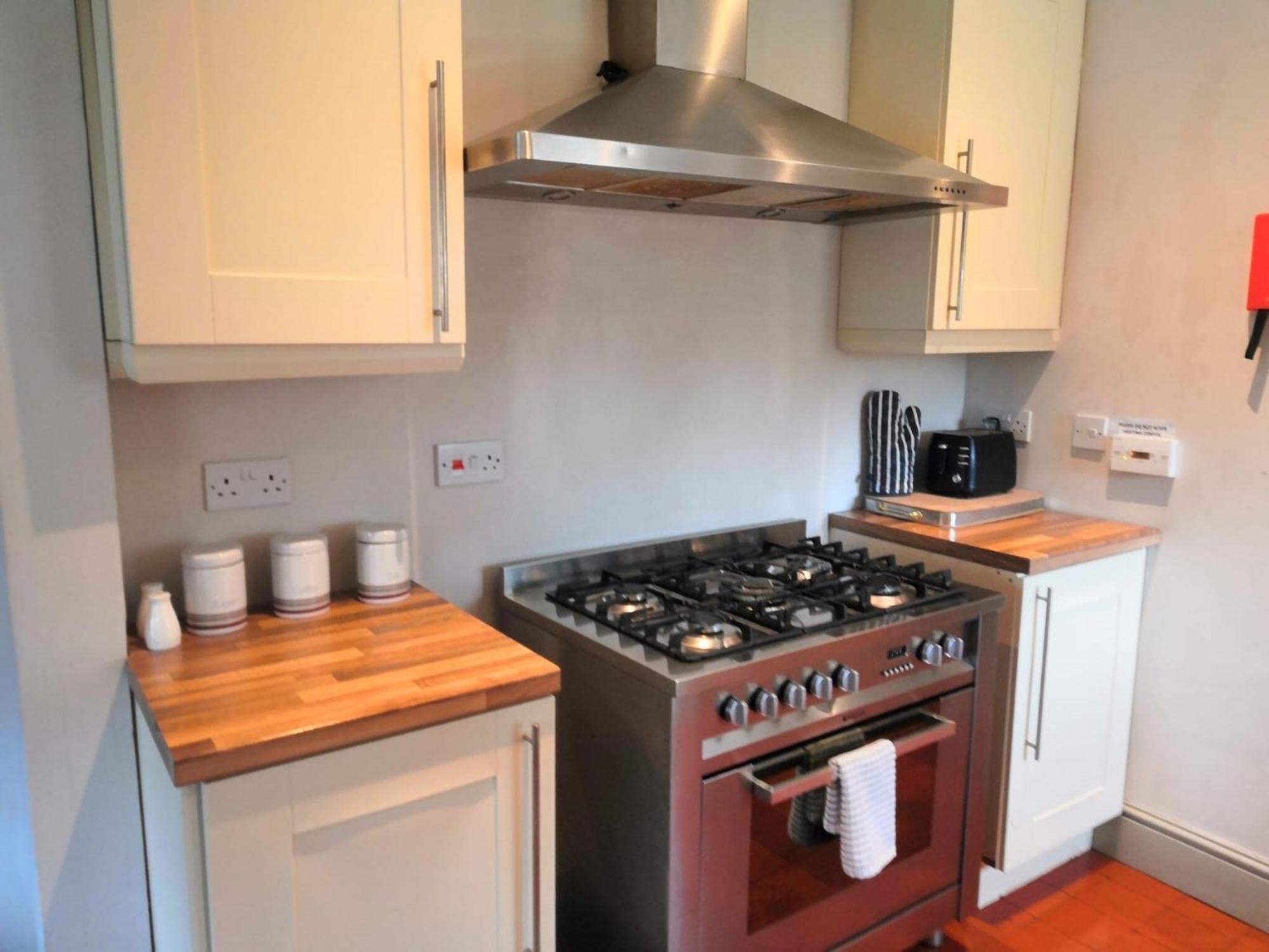 Thornton Manor - Holiday Cottages And Apartments Heswall Quarto foto